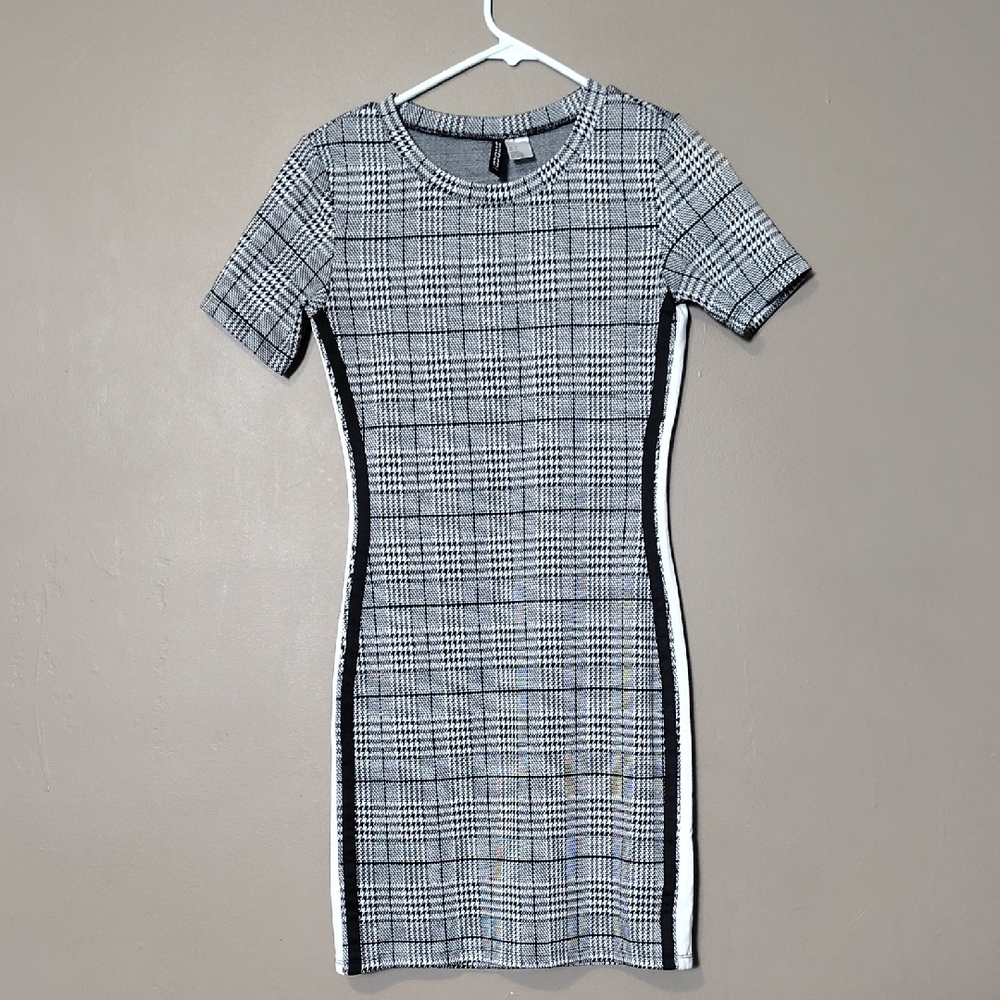 Divided Black/White Patterned Midi Dress W Side Panels Size 6